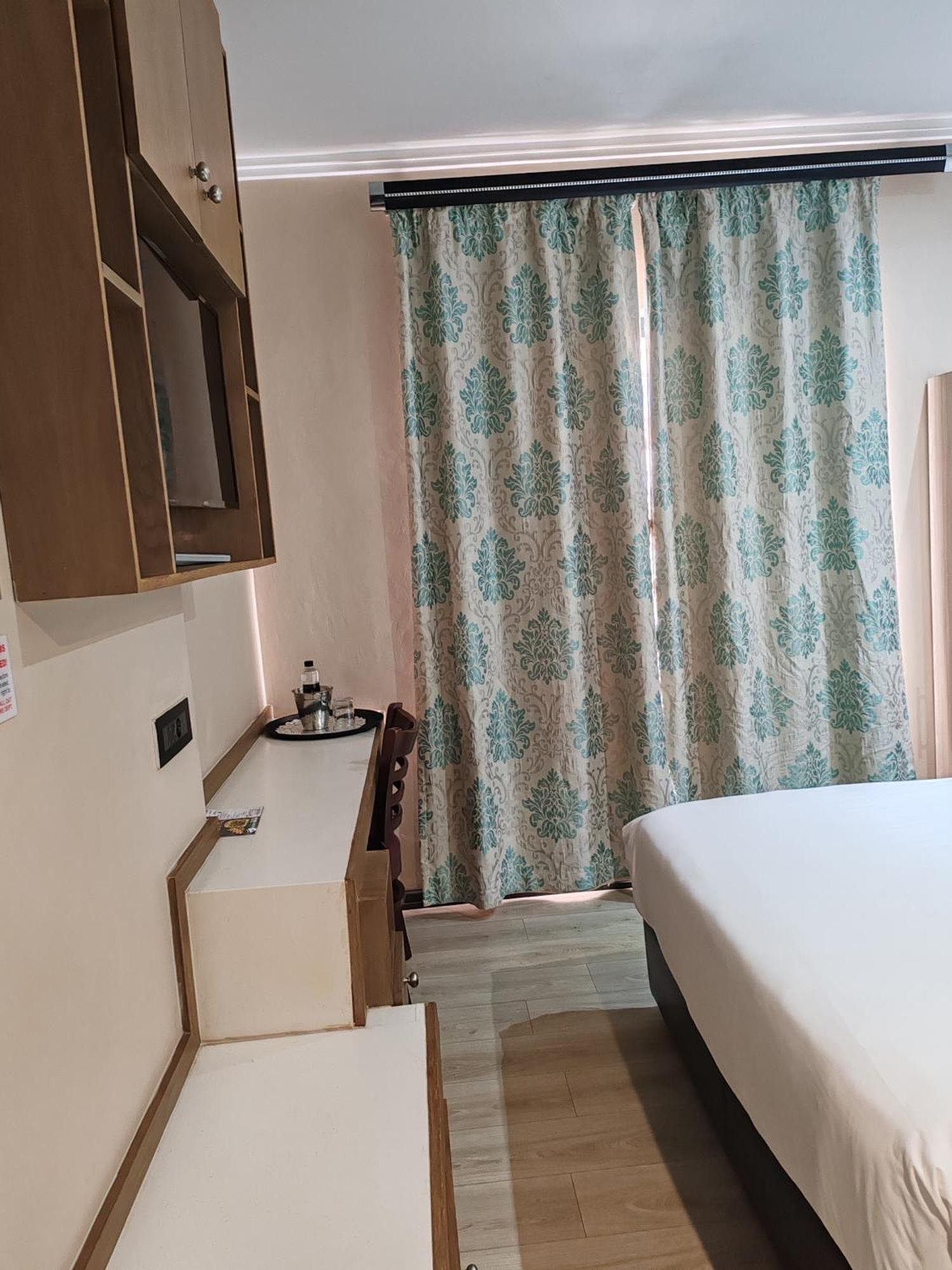 דורבן Regal Inn Umhlanga Gateway מראה חיצוני תמונה