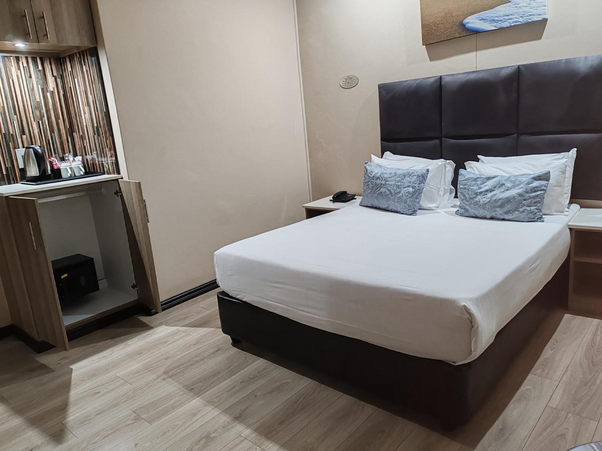 דורבן Regal Inn Umhlanga Gateway מראה חיצוני תמונה